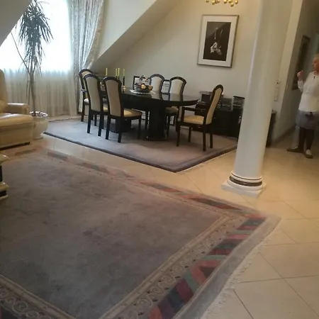 An Der Caracalla Therme *